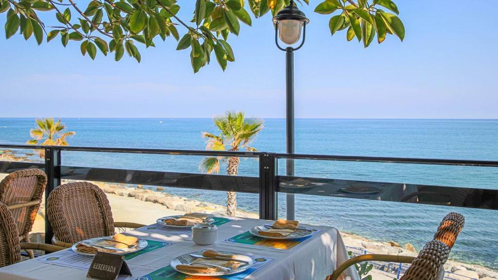 הוילה בנאלמדנה Townhouse Mar Y Sol מראה חיצוני תמונה