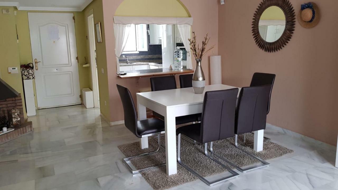 הוילה בנאלמדנה Townhouse Mar Y Sol מראה חיצוני תמונה