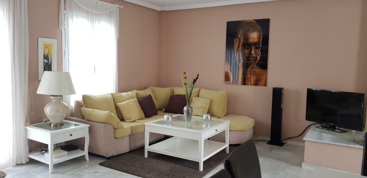 הוילה בנאלמדנה Townhouse Mar Y Sol מראה חיצוני תמונה